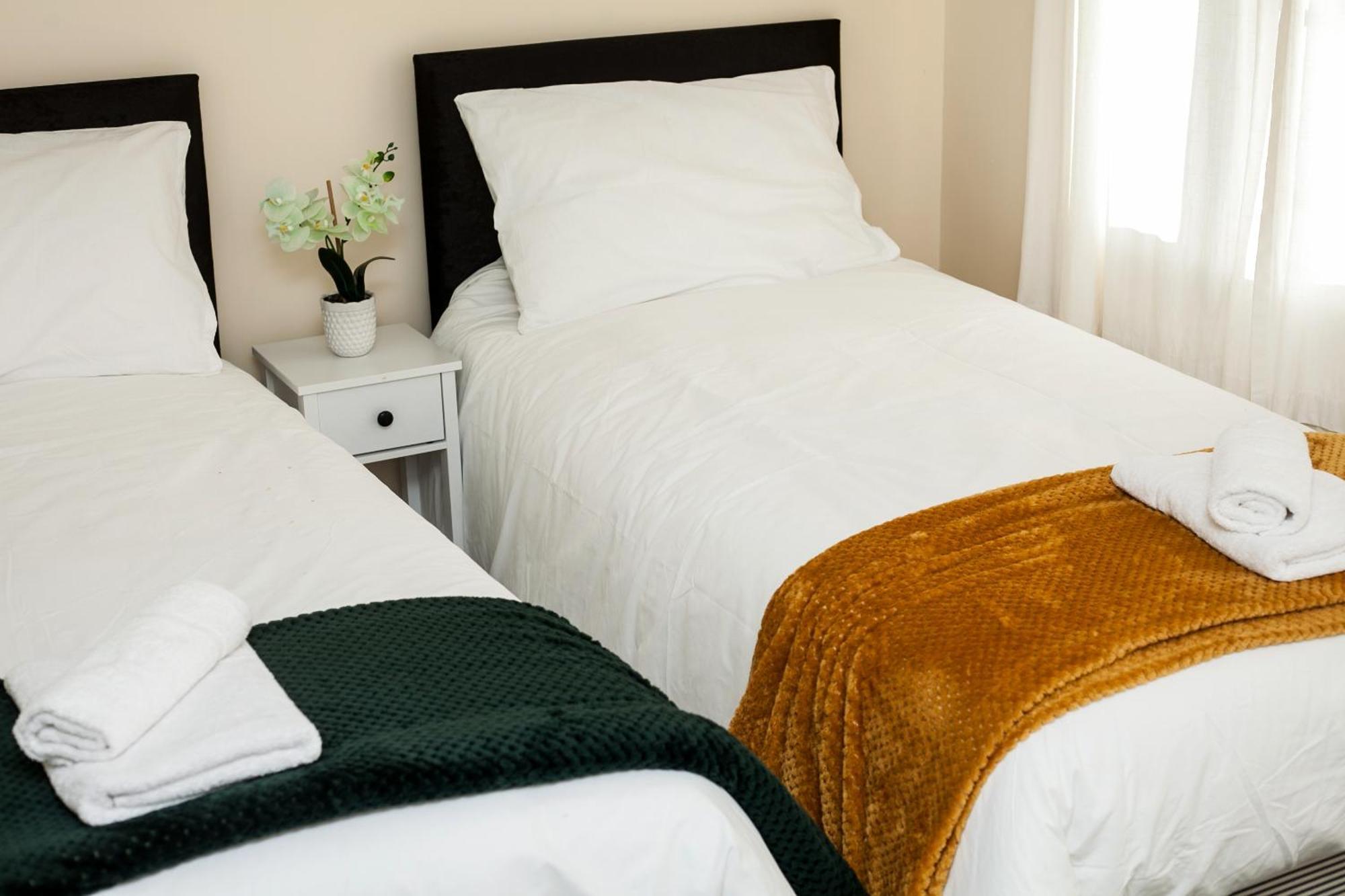 Avril Warwickshire Home Stay نيونياتون المظهر الخارجي الصورة