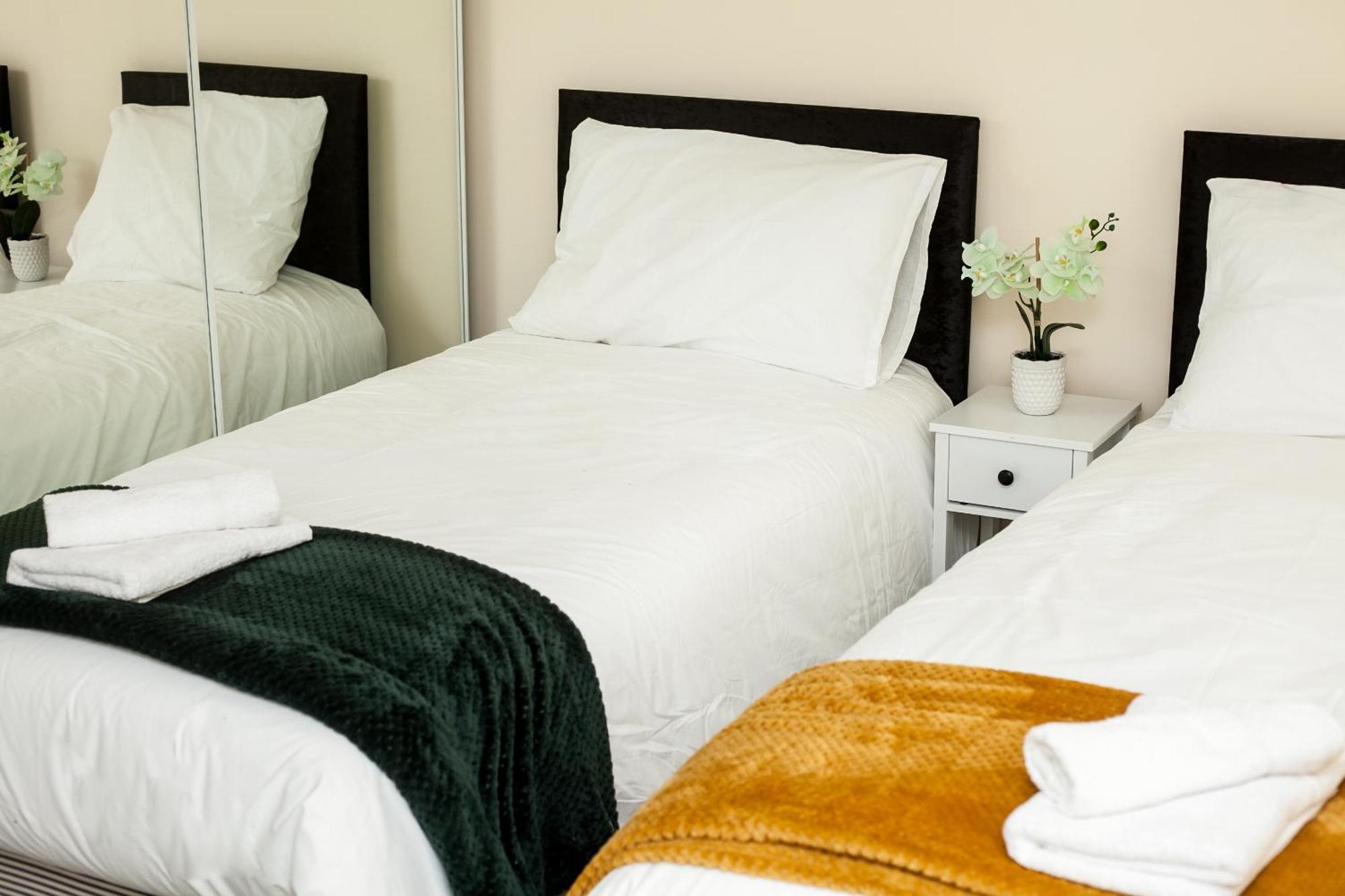 Avril Warwickshire Home Stay نيونياتون المظهر الخارجي الصورة