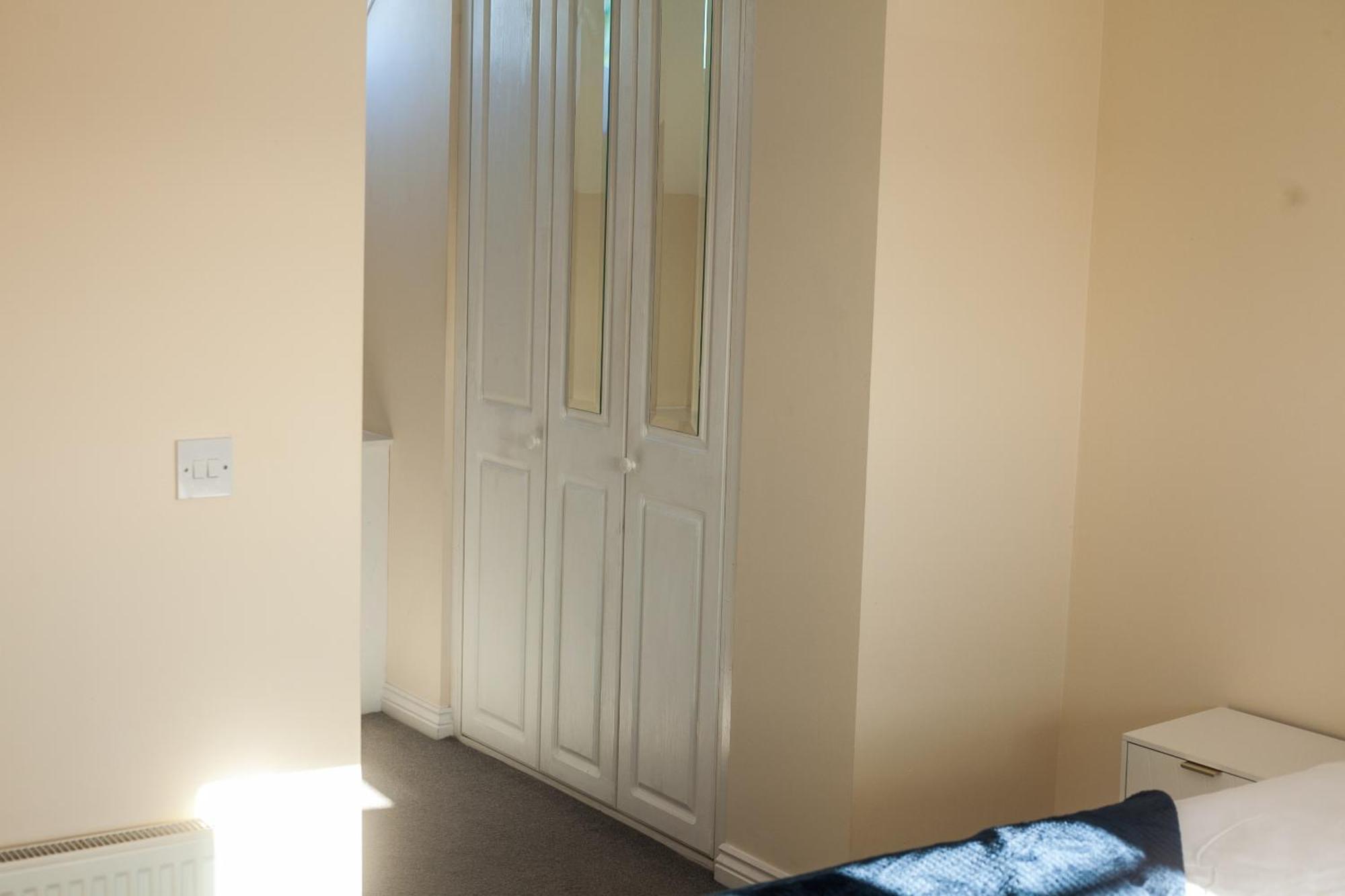 Avril Warwickshire Home Stay نيونياتون المظهر الخارجي الصورة
