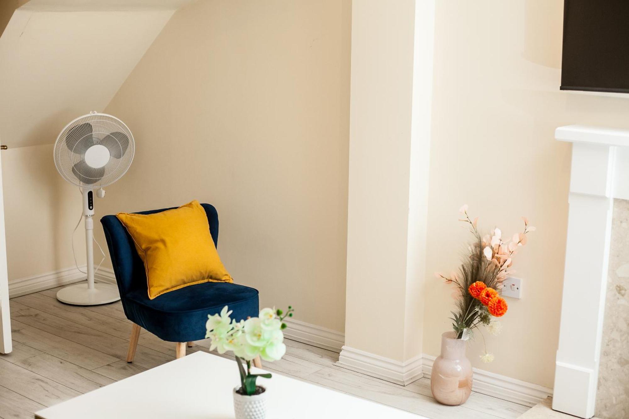Avril Warwickshire Home Stay نيونياتون المظهر الخارجي الصورة