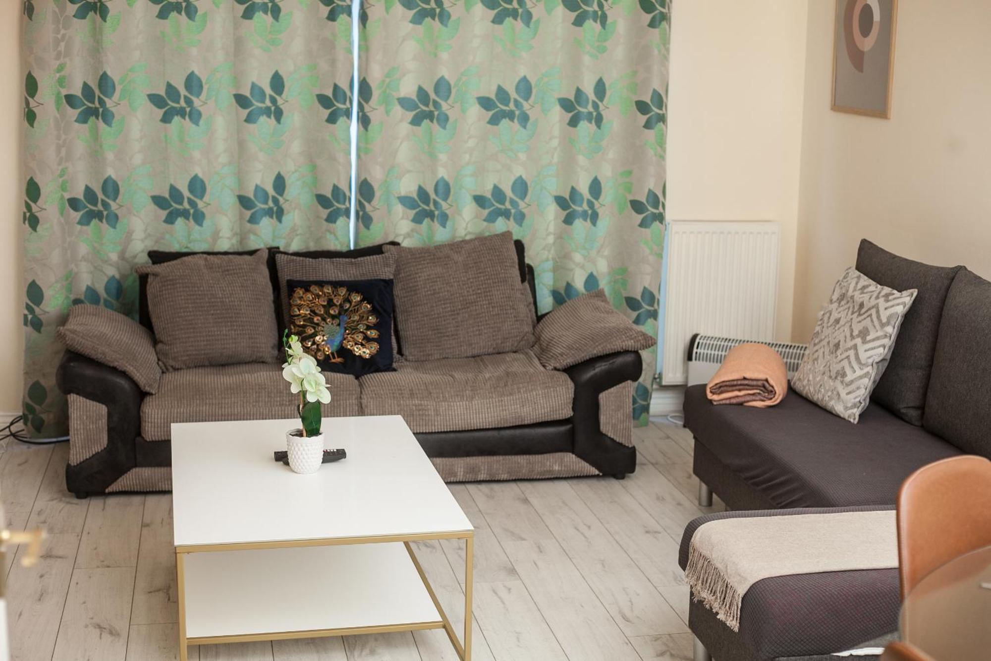 Avril Warwickshire Home Stay نيونياتون المظهر الخارجي الصورة