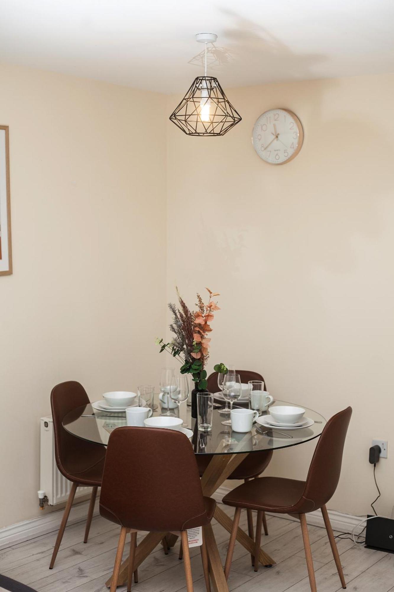 Avril Warwickshire Home Stay نيونياتون المظهر الخارجي الصورة