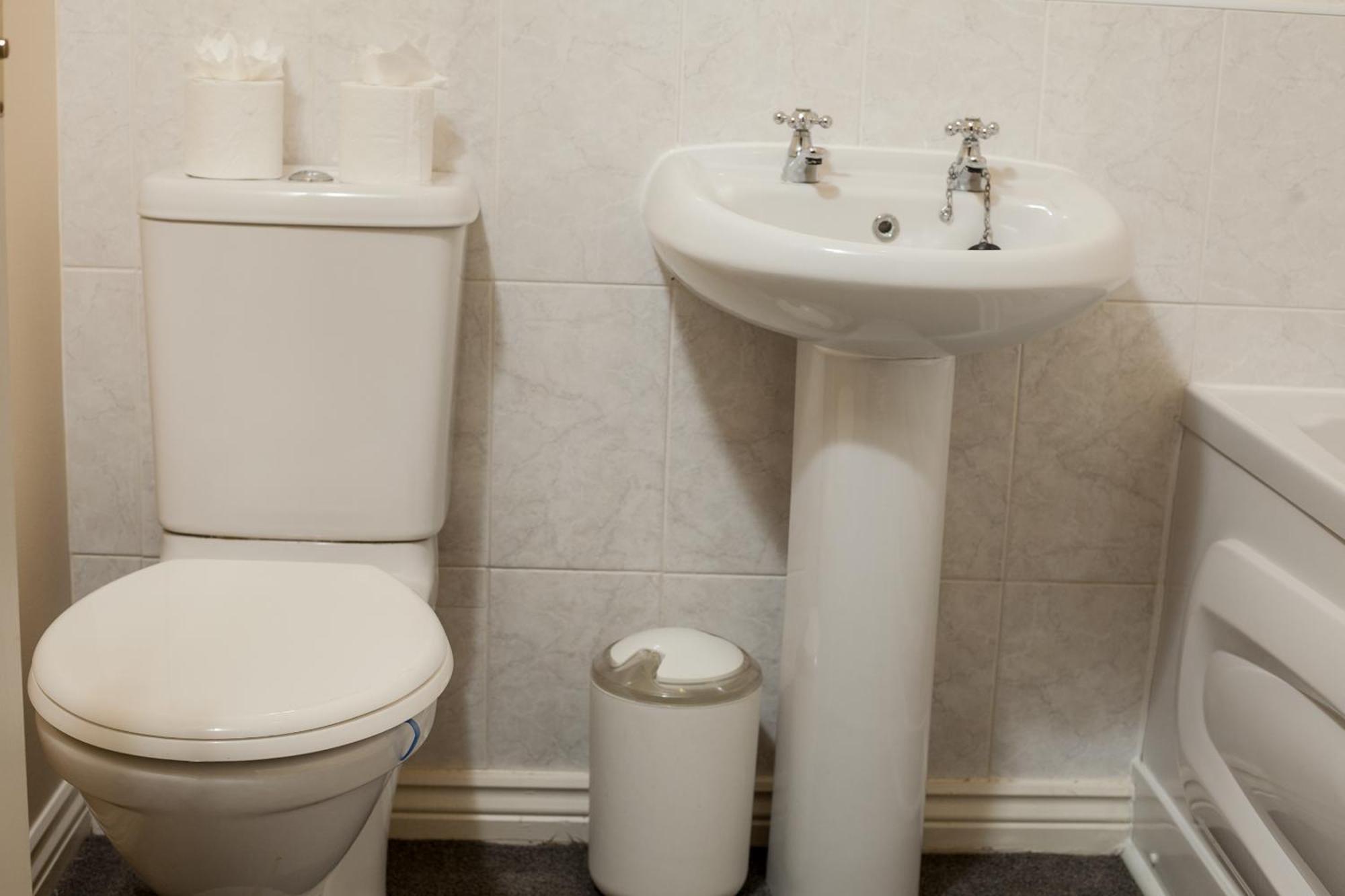 Avril Warwickshire Home Stay نيونياتون المظهر الخارجي الصورة